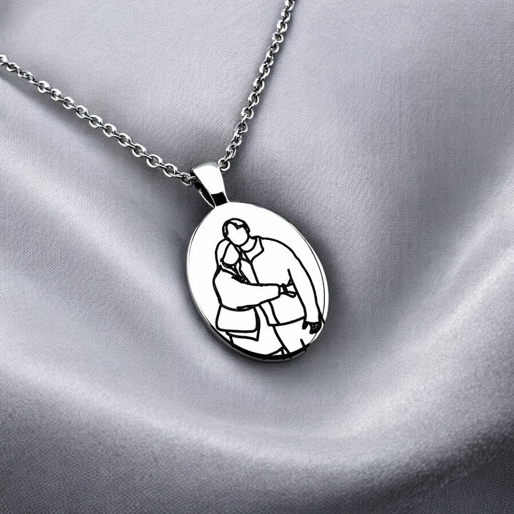 Line Art Oval Necklace - MemoriesMade