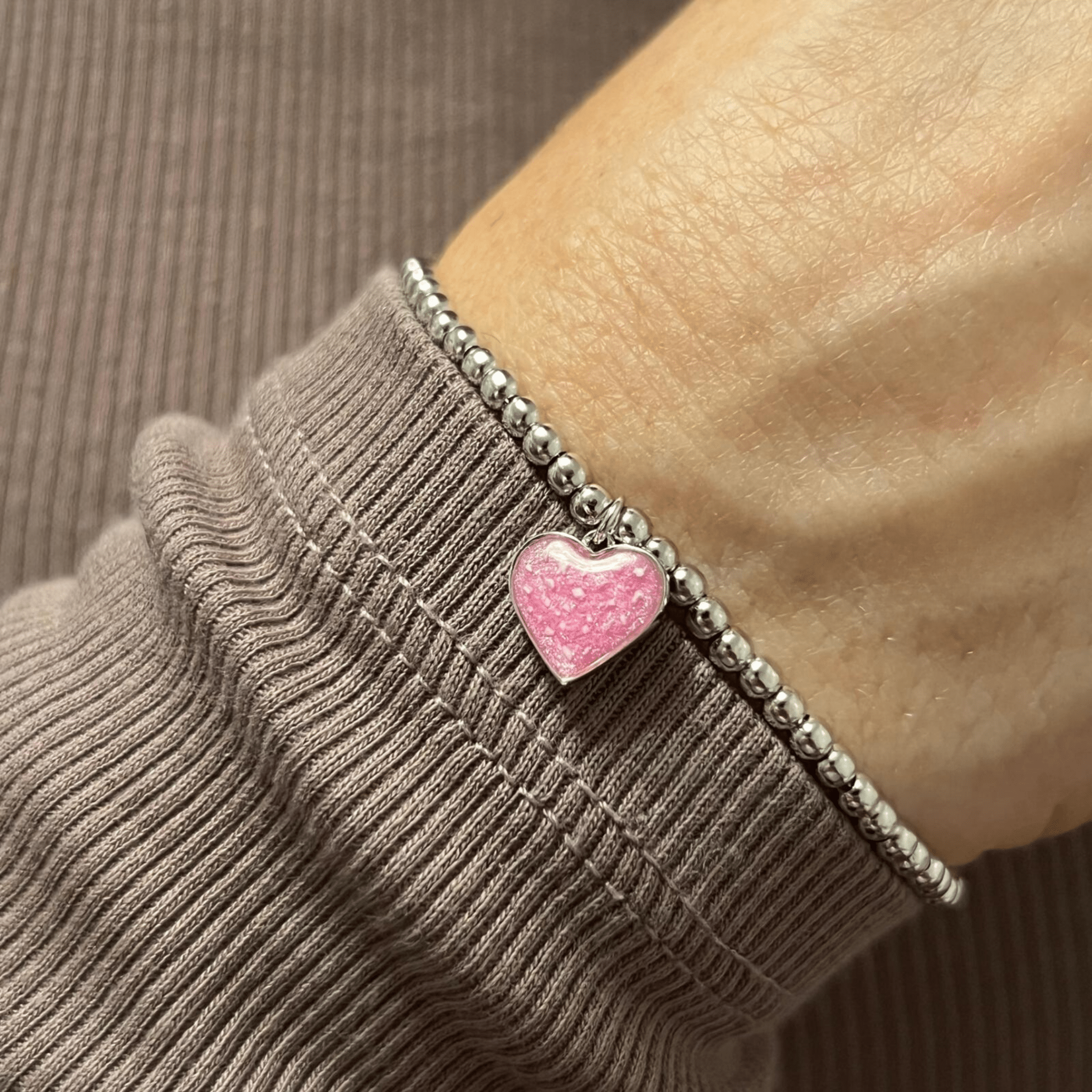 Beaded Ashes Heart Charm Bracelet - MemoriesMade