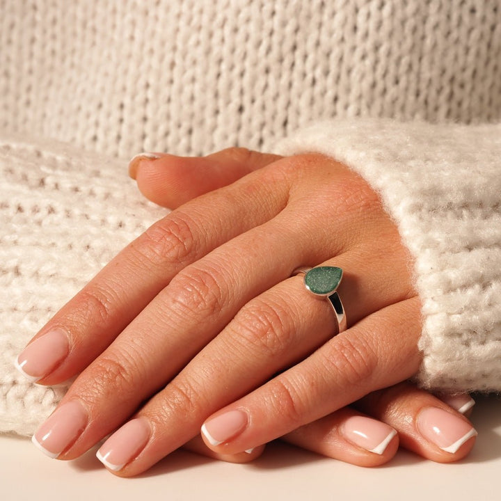Classic Teardrop Ashes Ring - MemoriesMade