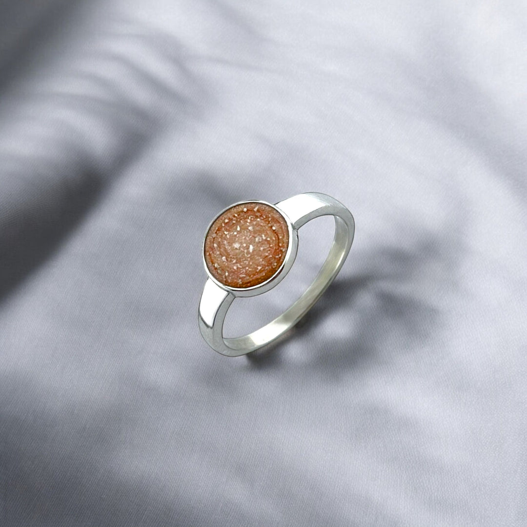 Classic Tribute Ashes Ring - MemoriesMade