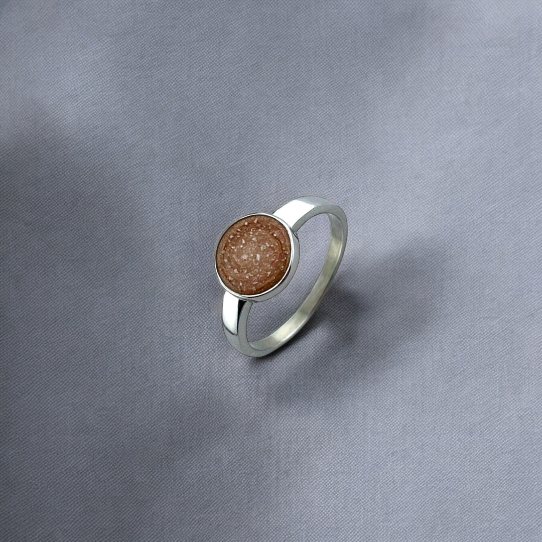 Classic Tribute Ashes Ring - MemoriesMade