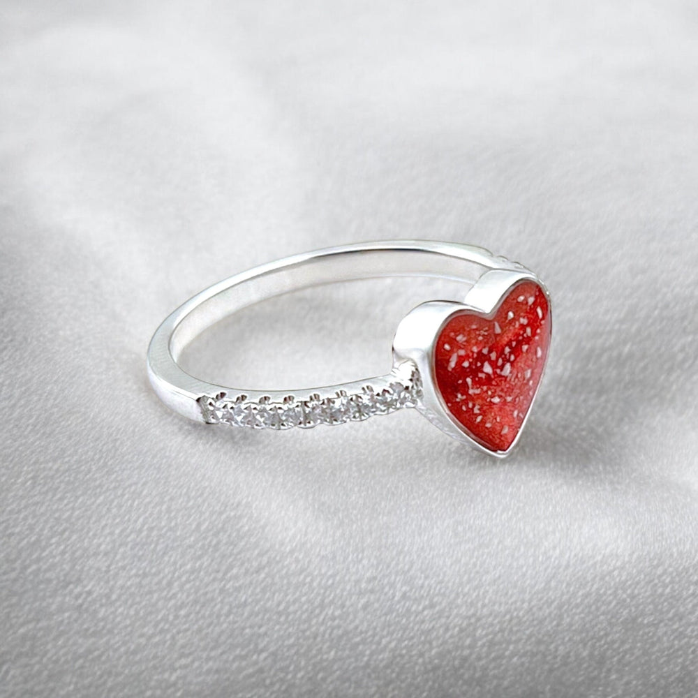 Crystal Set Heart Ashes Ring - MemoriesMade