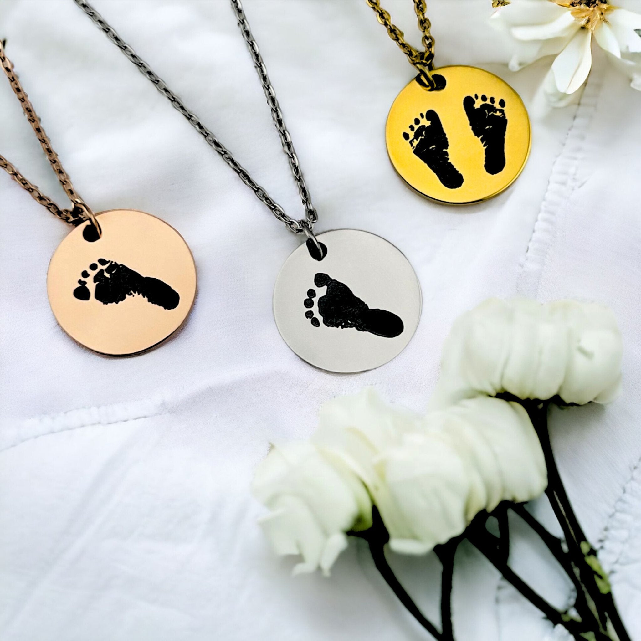 Footprint Disc Necklace - MemoriesMade