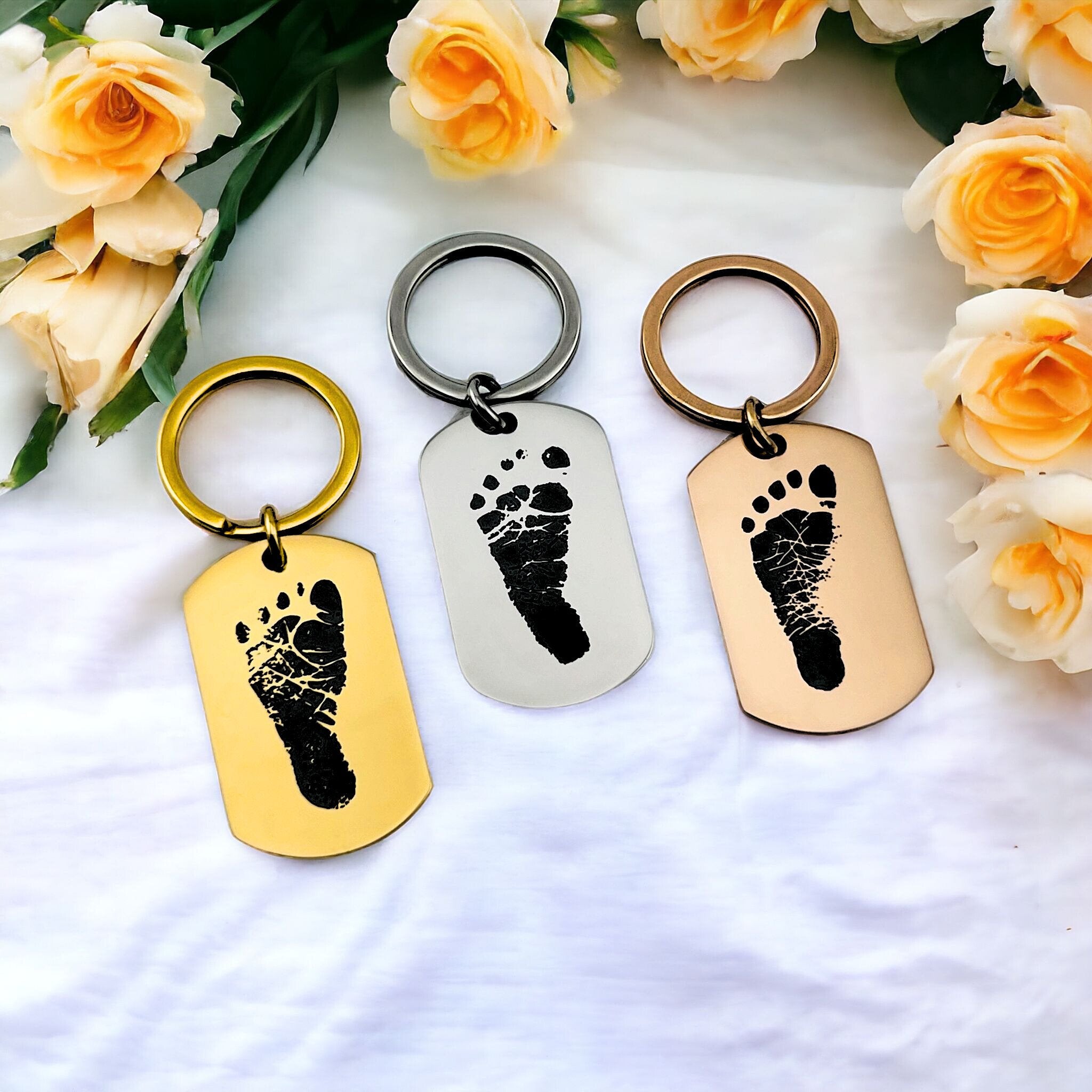 Footprint Flat Bar Keychain - MemoriesMade