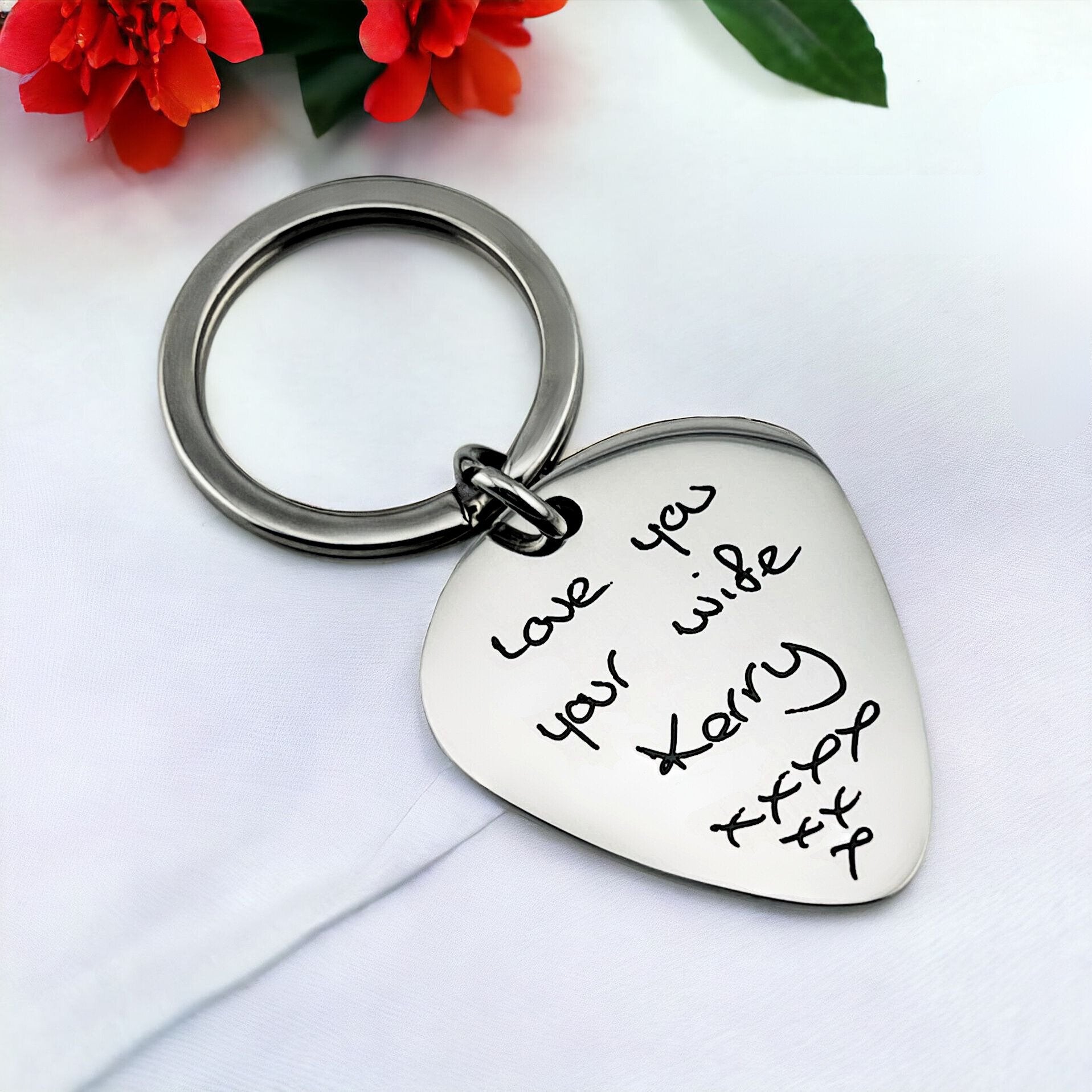 Handwriting Pick Keychain - MemoriesMade