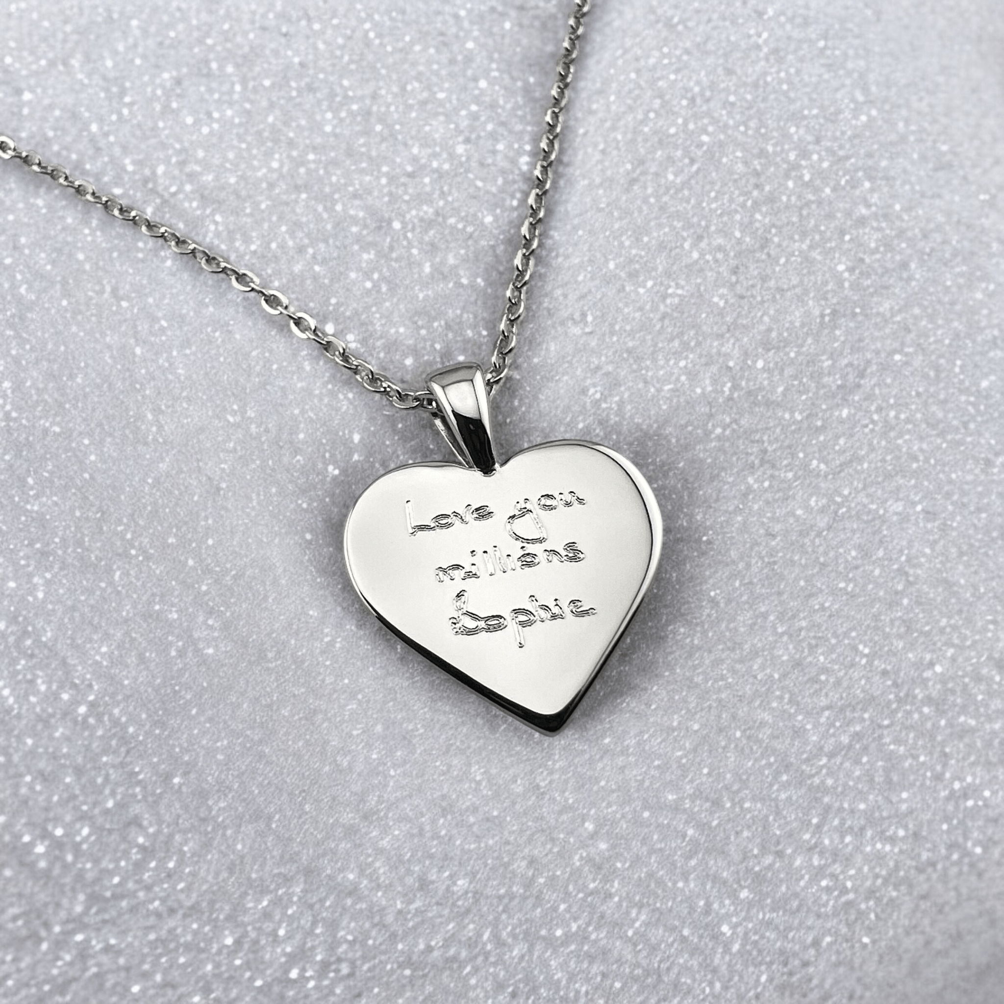 Heart Handwriting Necklace - MemoriesMade