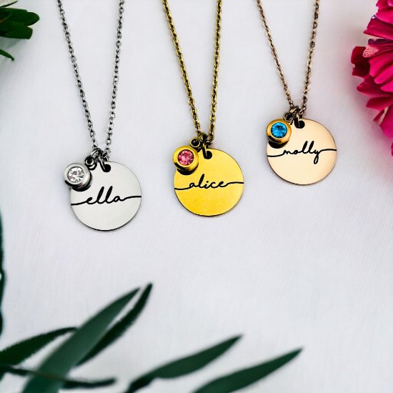 Lily Name Disc Necklace - MemoriesMade