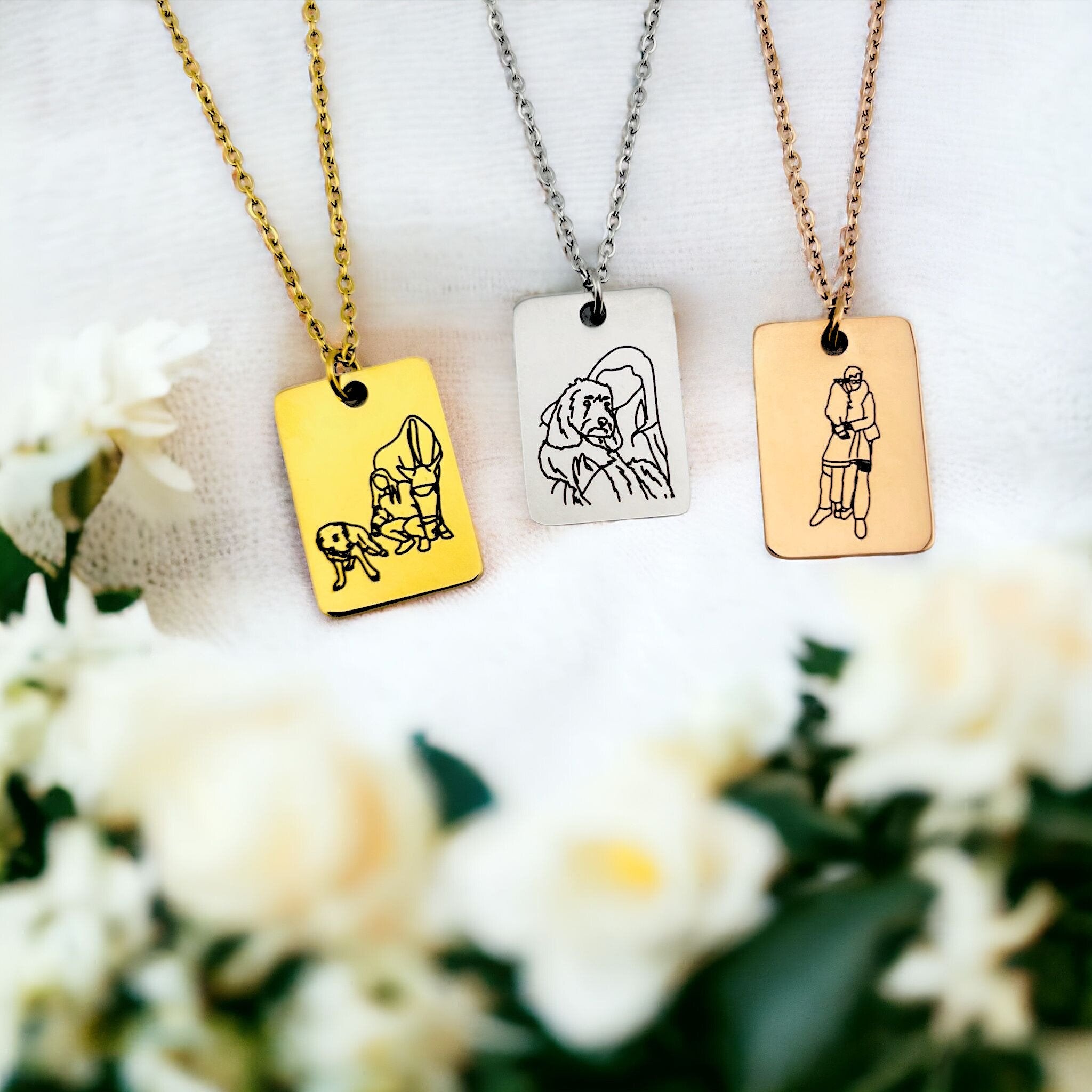 Line Art Mini Bar Necklace - MemoriesMade