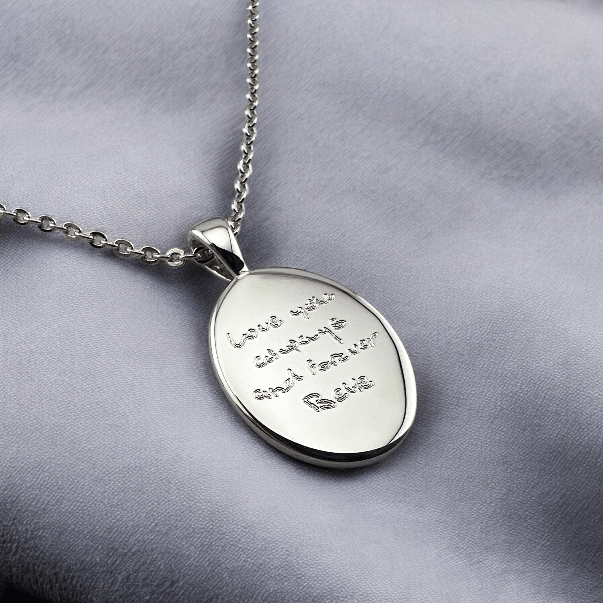 Oval Handwriting Necklace - MemoriesMade