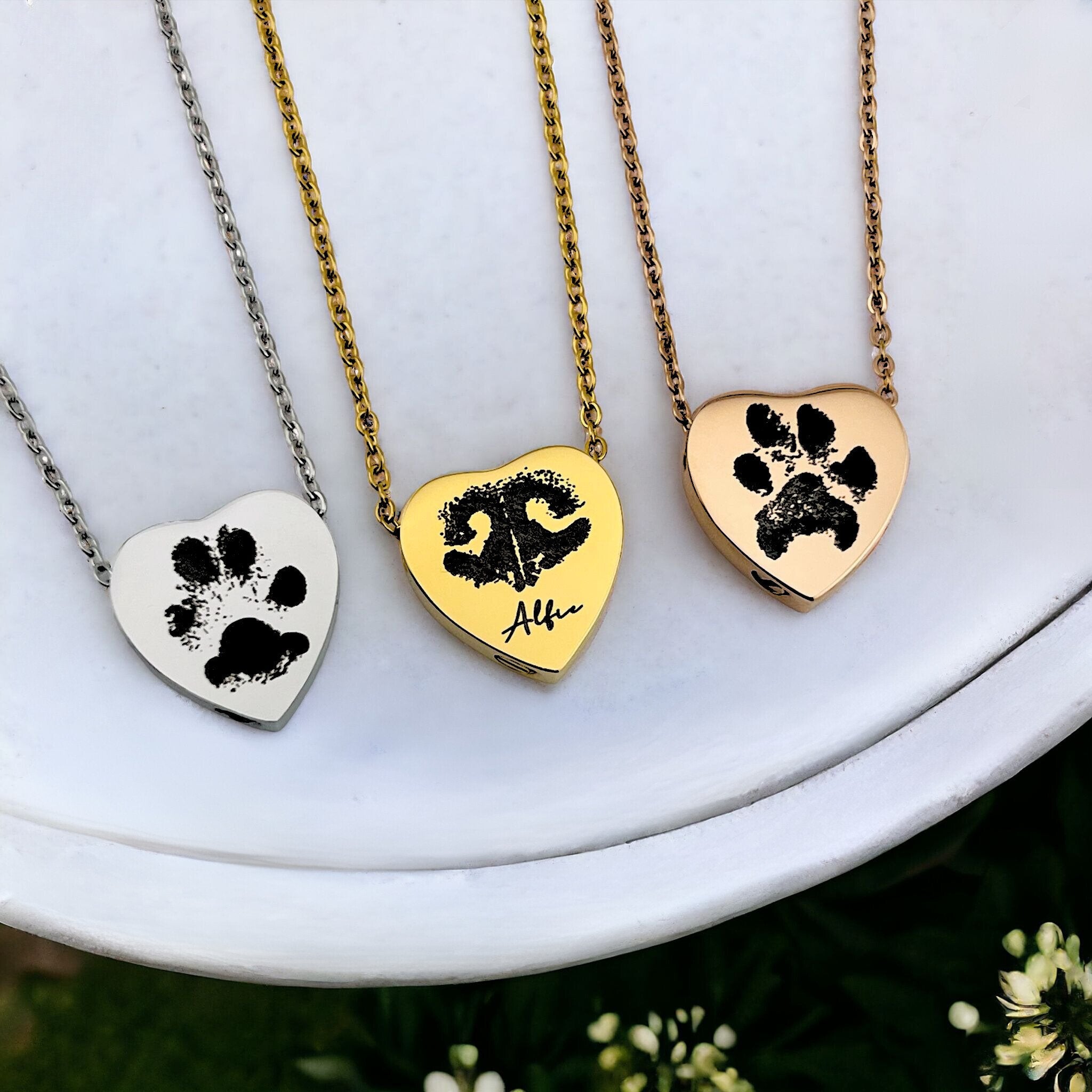 Pet Urn Heart Ashes Necklace - MemoriesMade