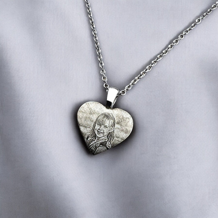 Photo Heart Necklace - MemoriesMade