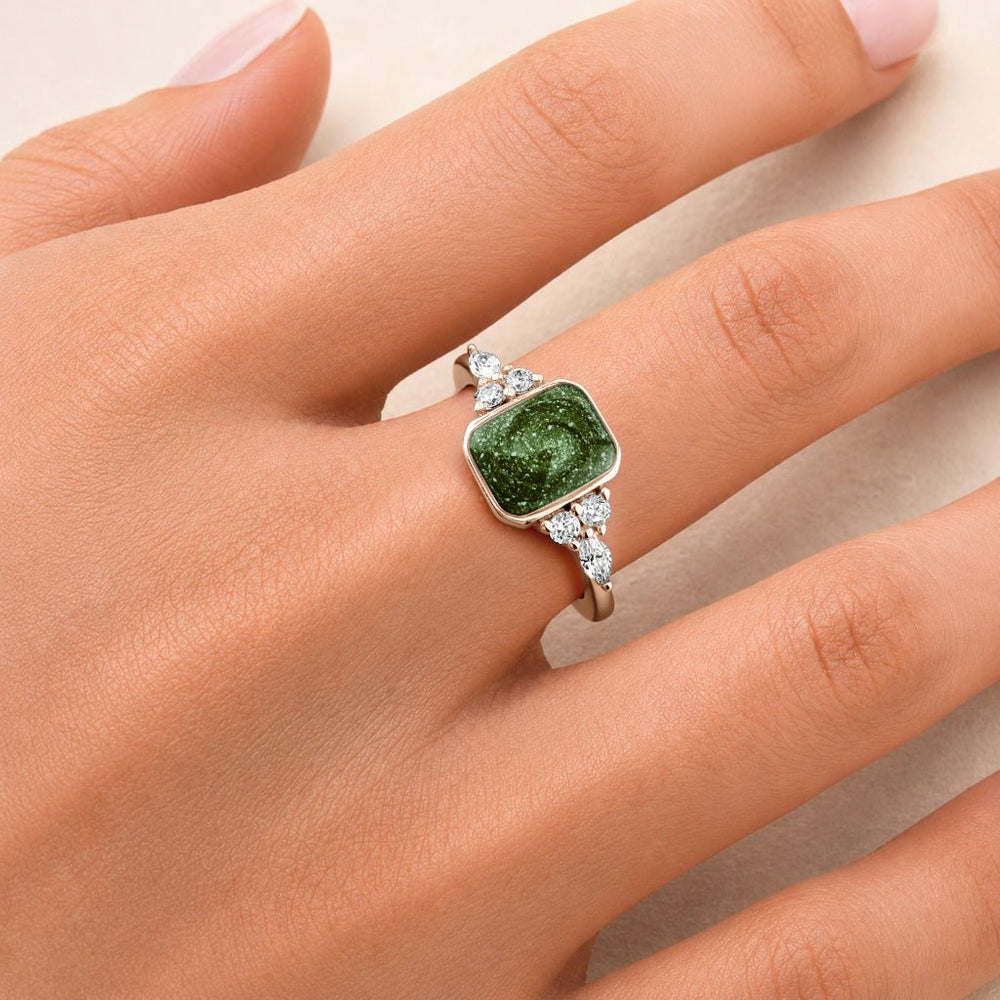 Rose Gold Harmony Emerald Ashes Ring - MemoriesMade