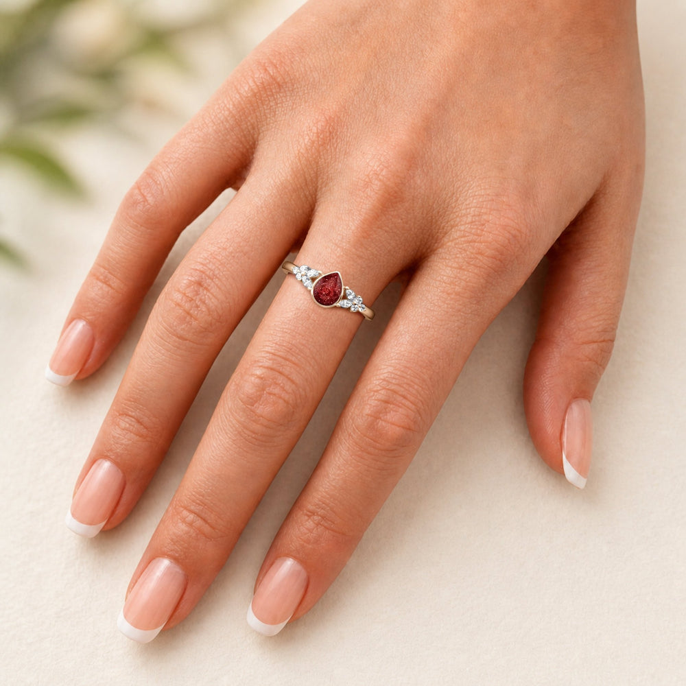 Rose Gold Radiance Teardrop Ashes Ring - MemoriesMade