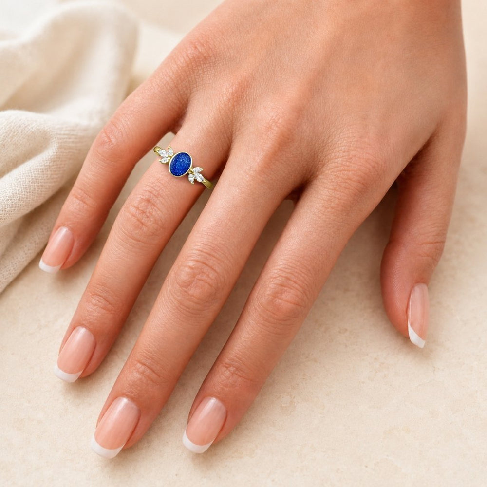 Yellow Gold Blossom Oval Ashes Ring - MemoriesMade