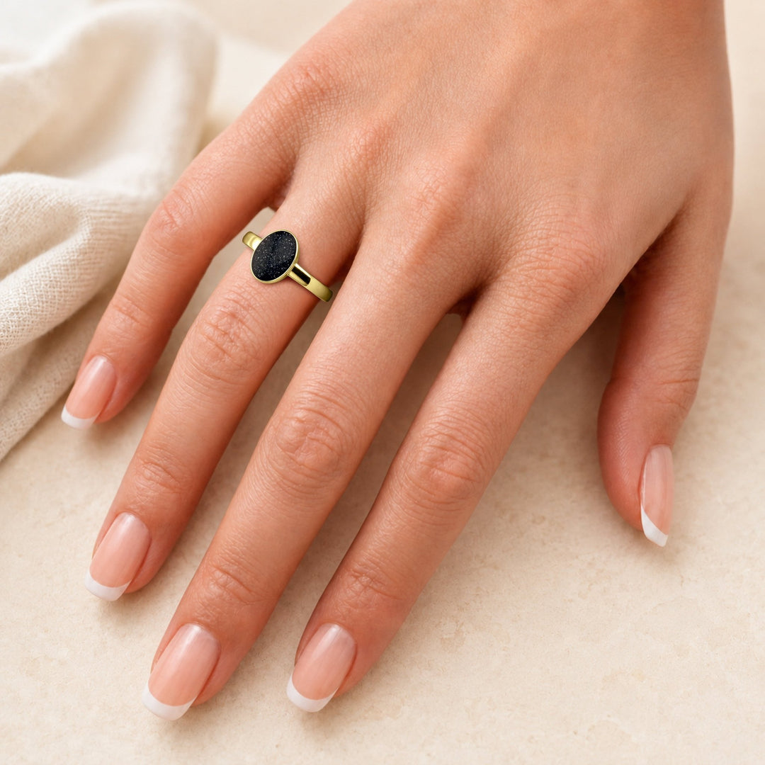 Yellow Gold Classic Oval Ashes Ring - MemoriesMade