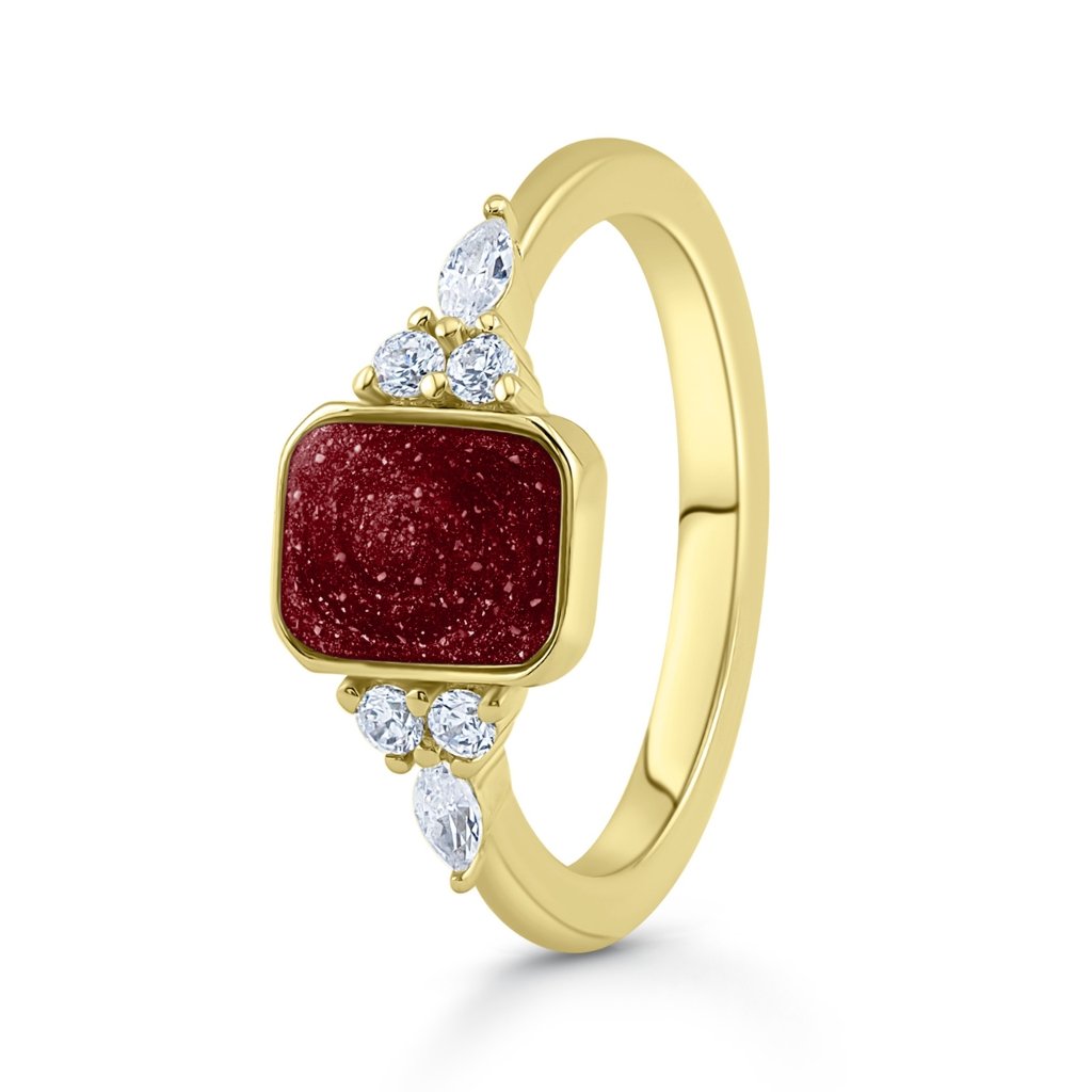 Yellow Gold Harmony Emerald Ashes Ring - MemoriesMade