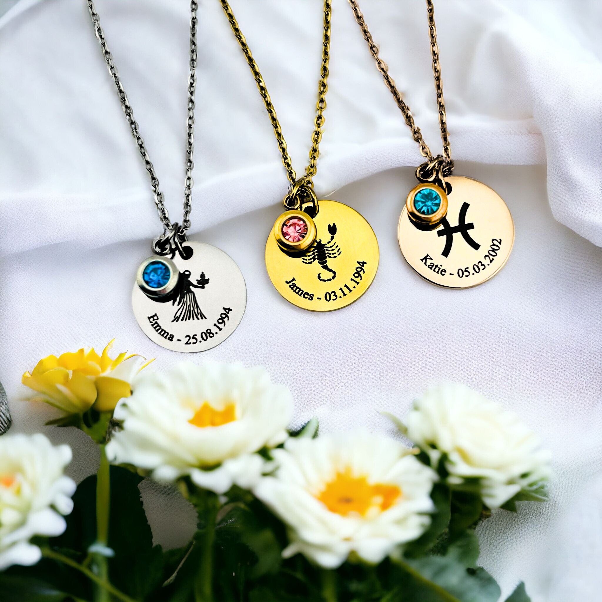 Zodiac Name Disc Necklace - MemoriesMade